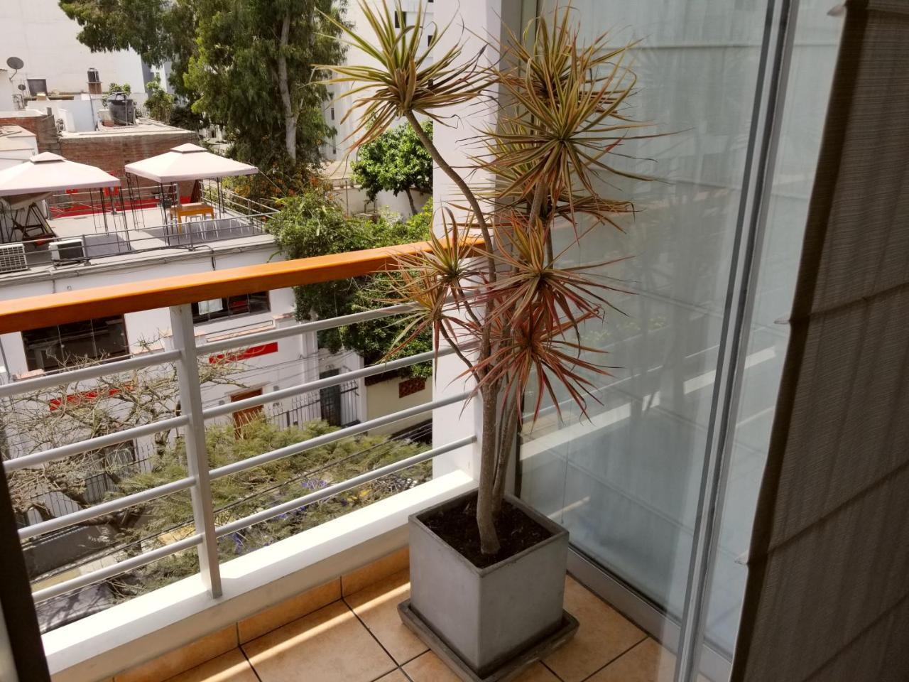 Miraflores Rentals Larcomar Лима Екстериор снимка