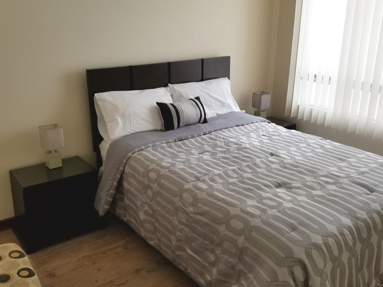 Miraflores Rentals Larcomar Лима Екстериор снимка